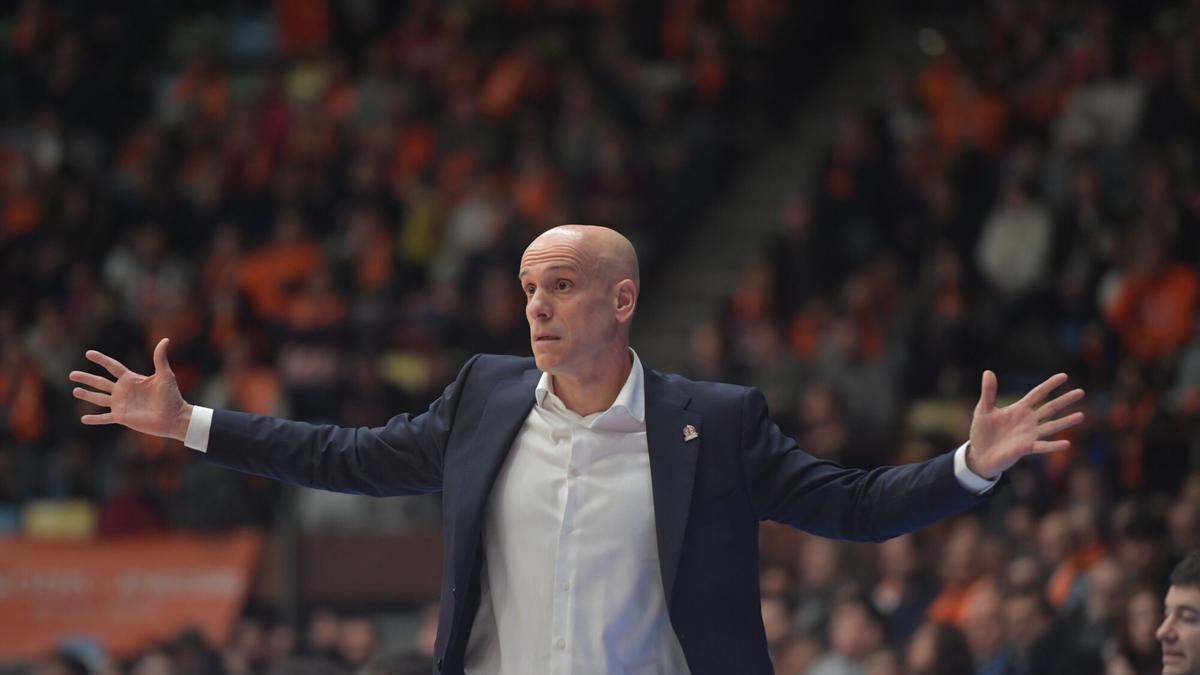 Carles Marco, en una acción del Leyma-Estudiantes