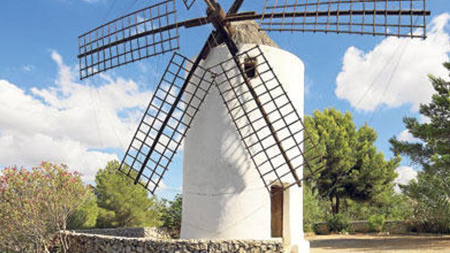 El edificio del molino, de una sola entrada