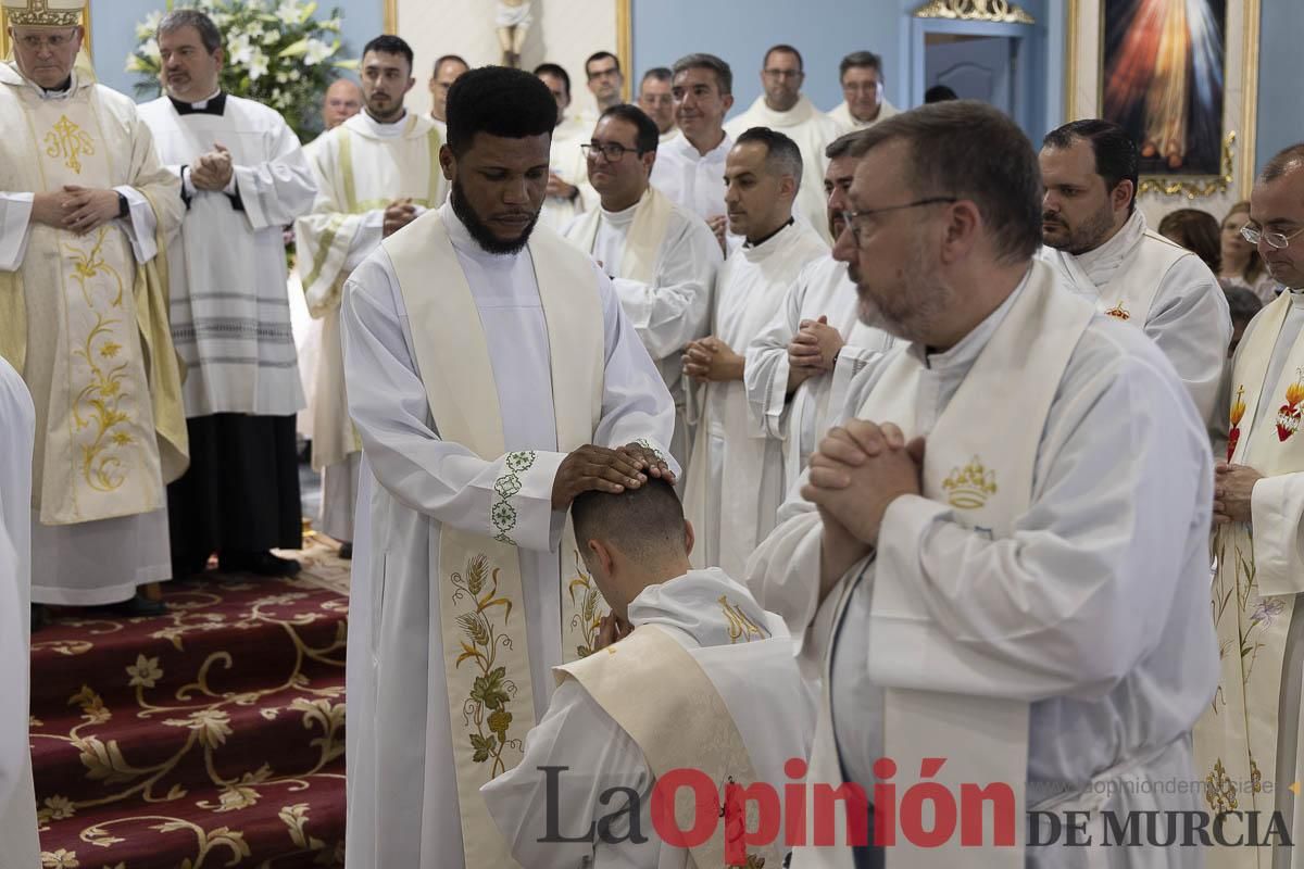 Así se ha vivido la ordenación sacerdotal de Miguel Tovar Fernández en la pedanía molinense de Torrealta