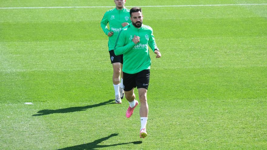 Mario Gaspar, vital ante el Oviedo