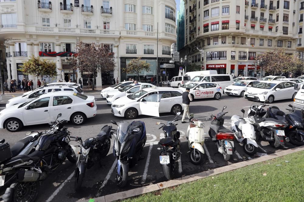 Manifestación de taxistas en València