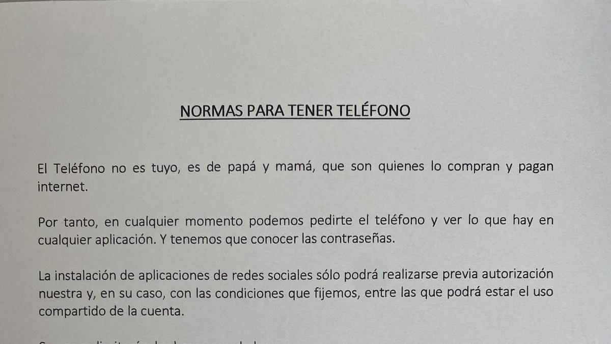 Este es el contrato que un juez español redacta para que su hija use el móvíl