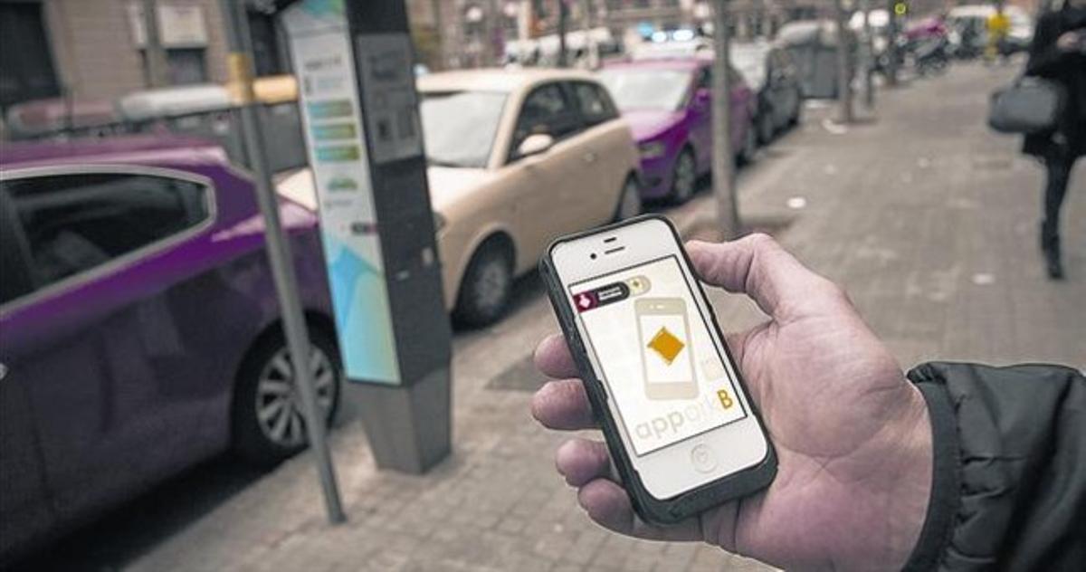 Aparcamiento 8Aplicación para pagar con el móvil el estacionamiento en la zona azul de Bacrelona.