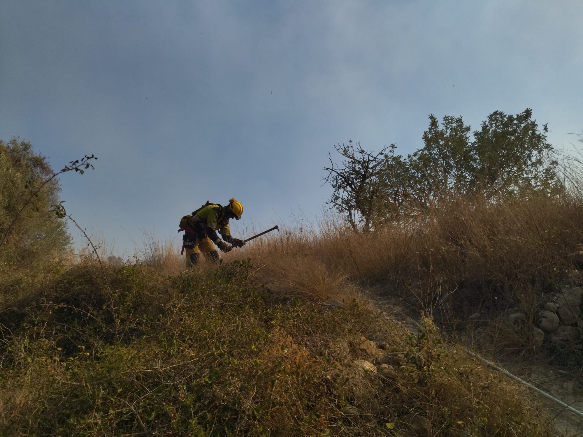 Las imágenes del virulento incendio de Xàbia