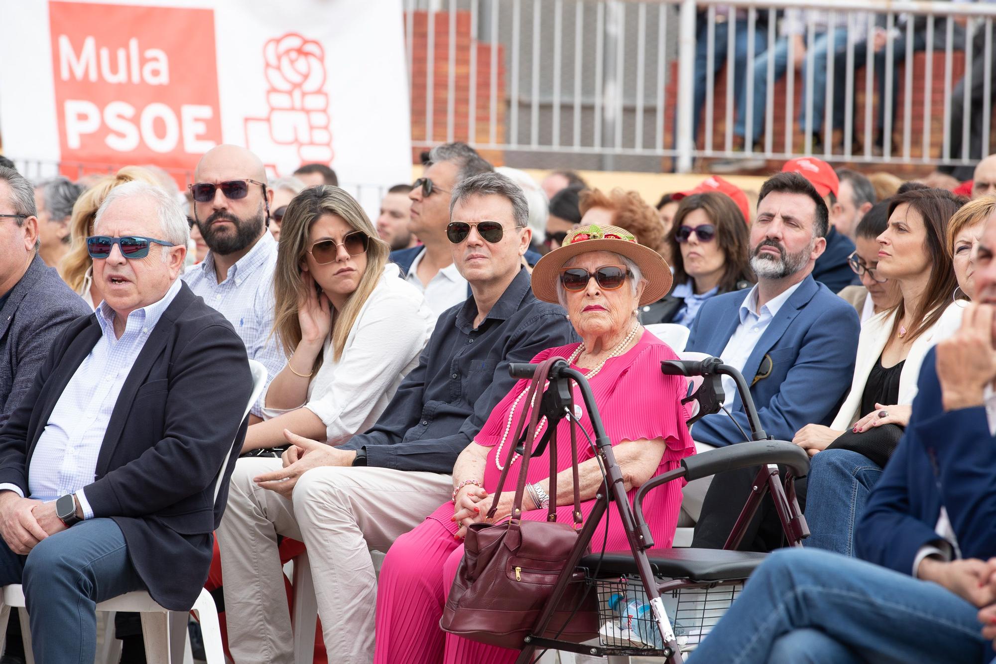 Serrano presenta su candidatura al Ayuntamiento de Murcia junto a la ministra Montero