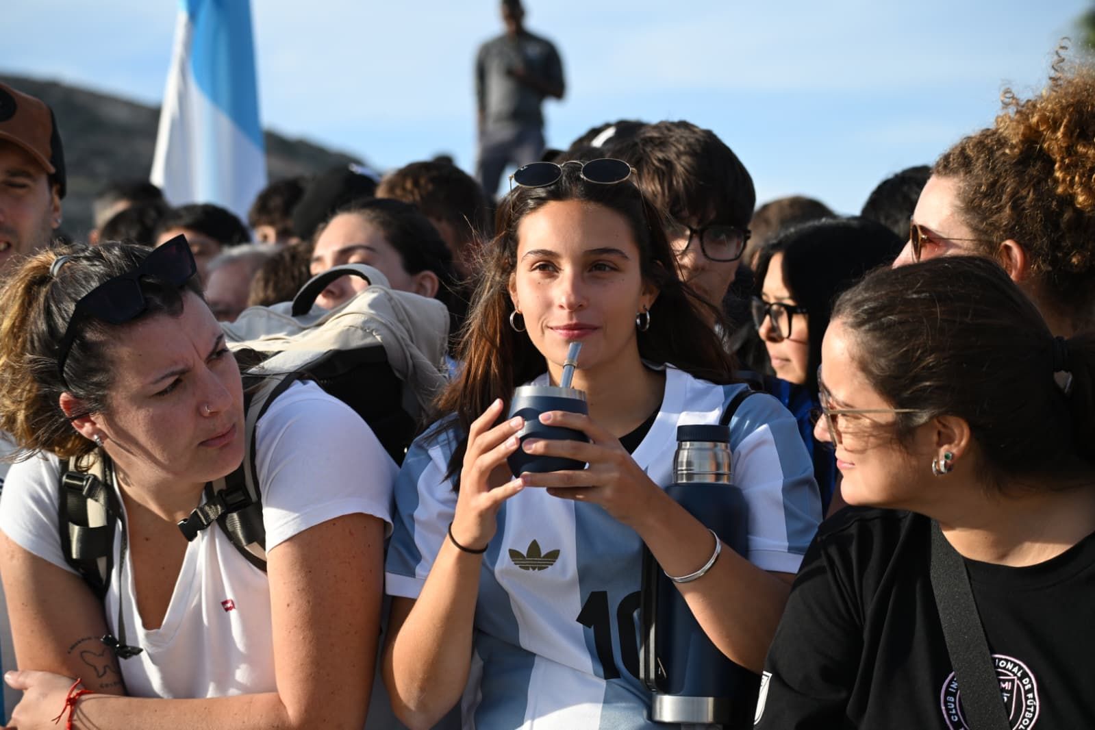 Fervor por Messi y Argentina en Algorfa