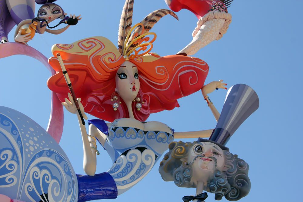 Falla Monestir de Poblet-Aparicio Albiñana (l''Antiga de Campanar).