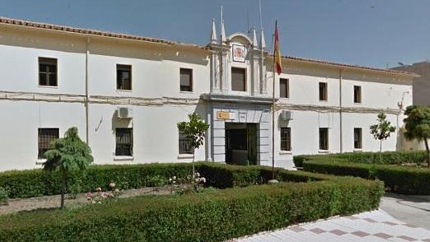 El cuartel de la Guardia Civil de Cabeza del Buey, en aislamiento por un positivo