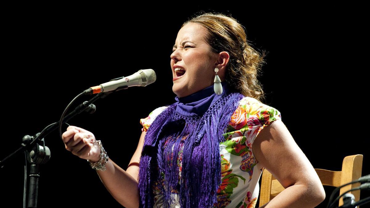 La cantaora Esther Merino toca la gloria flamenca ganando la Lámpara Minera
