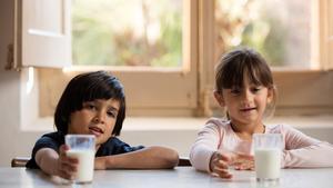 campanya-recollida-llet-os-la-caixa-01