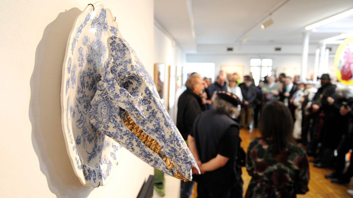 Unha das obras da exposición «Emporcarte», aberta ata o 18 de abril.