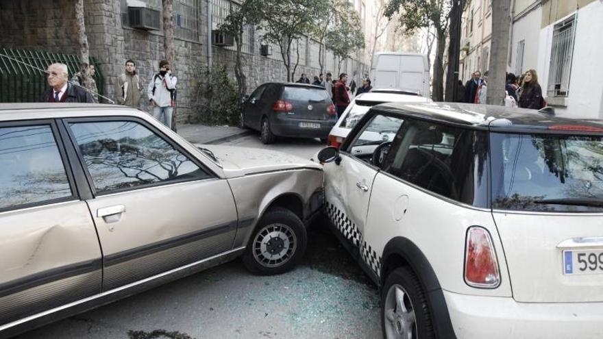 Una red familiar logra 100.000  con estafas al seguro del coche