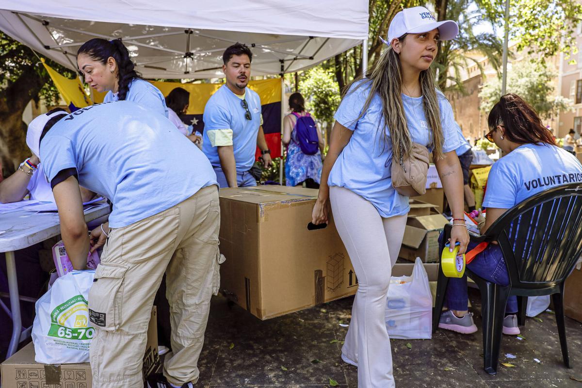 Imágenes de la recogida de donaciones para Venezuela