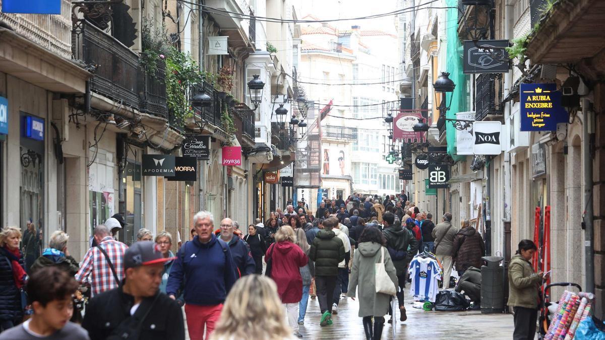 Calle Real, donde se concentran varios pisos turísticos