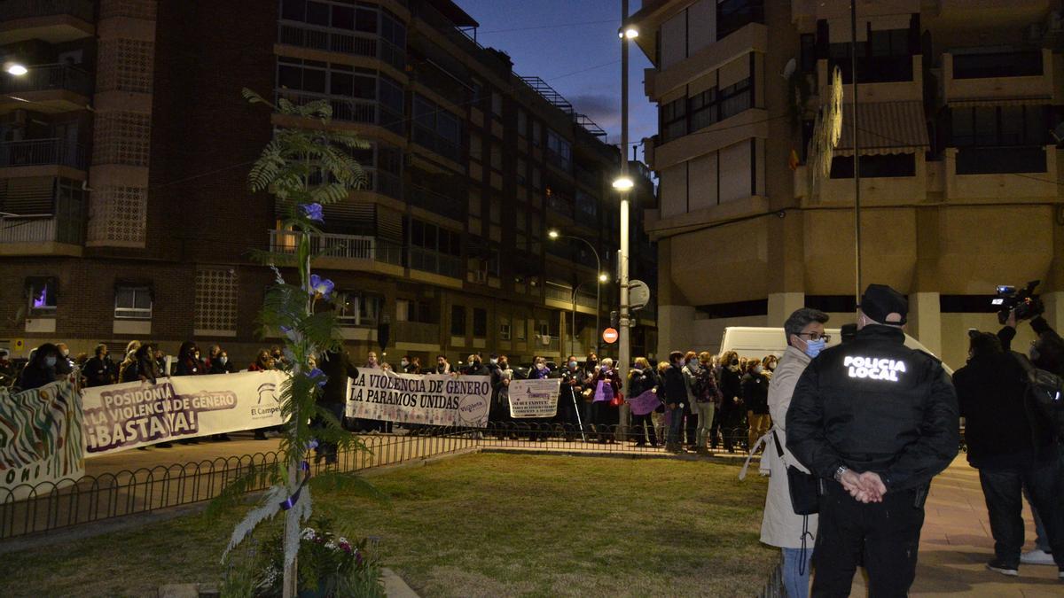 Cientos de personas clamaron contra la violencia machista