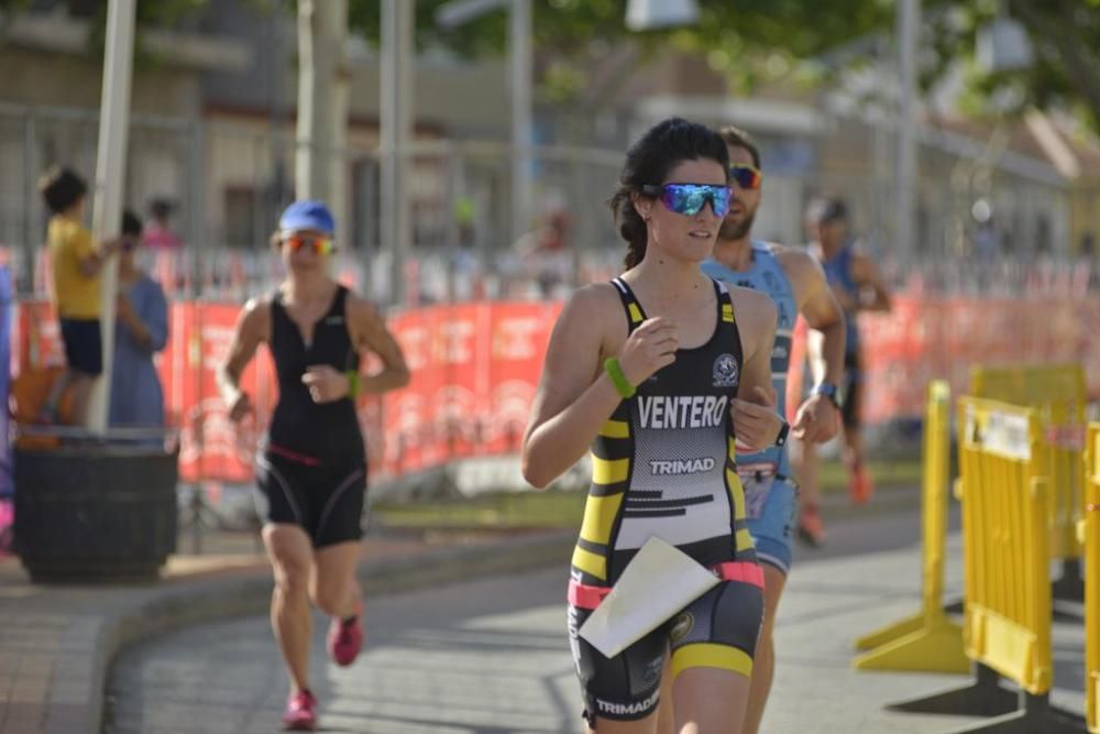 Llegada a la meta del Triatlón Villa de Fuente Álamo