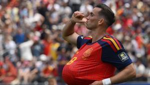 Fabián Ruiz celebra su gol contra Bélgica.