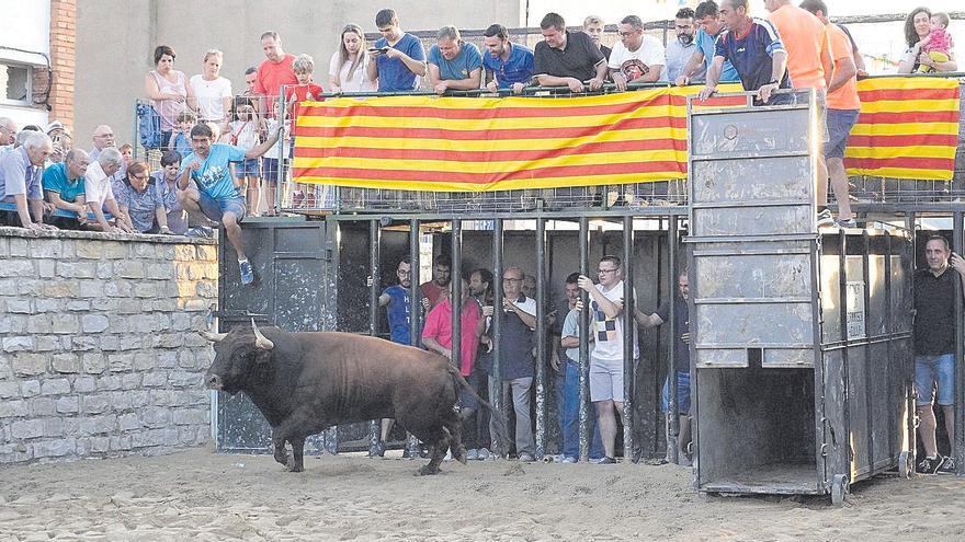 La música y las comidas populares  marcan el ritmo en Torre d’En Besora