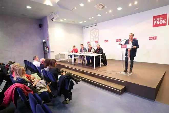 Marta Gastón repite de número 2 de Lambán a las Cortes de Aragón