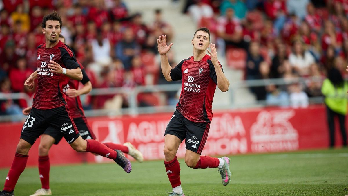 FICHAJES: Con la pretemporada comenzada, el CD Mirandés solo cuenta con 8 jugadores en su plantilla