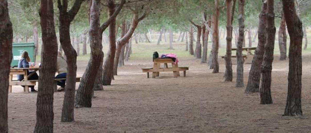 El parque de Lo Albentosa se regaba con los recursos de aguas regeneradas de la depuradora.