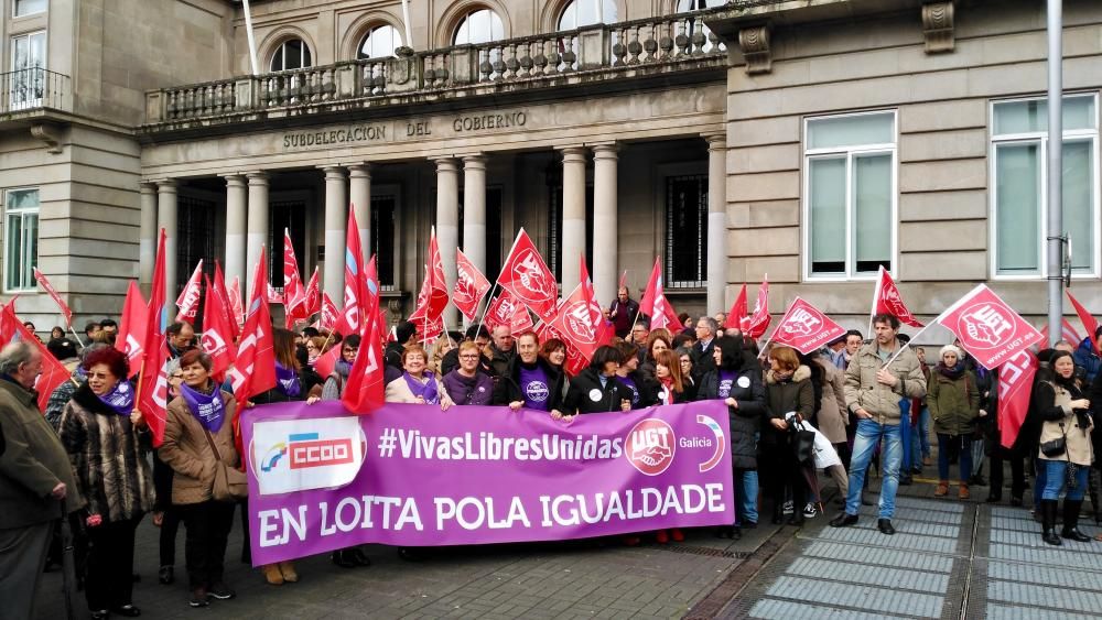 Multitudinaria protesta del 8-M en Pontevedra
