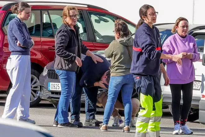 Consternación por la muerte del operario que quedó atrapado en una máquina de una fábrica de conservas de Ribadumia