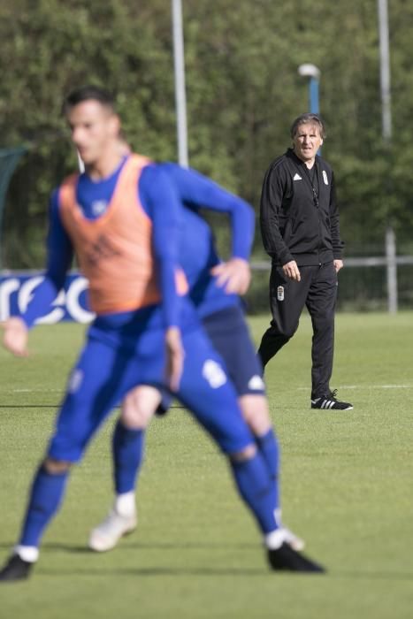 Primer día de Egea en el Oviedo tras su vuelta.