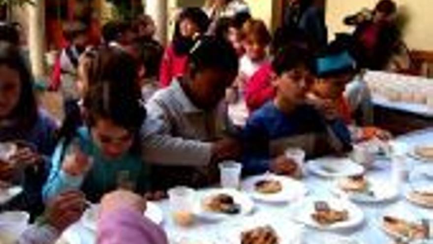 Los alumnos de Zafra aprenden a desayunar de forma saludable