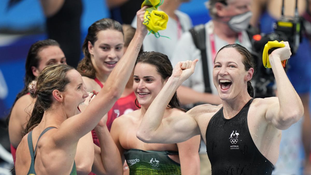 El equipo australiano de relevos 4x100m, formado por Kaylee McKeown, Chelsea Hodges, Emma McKeon y Cate Campbell