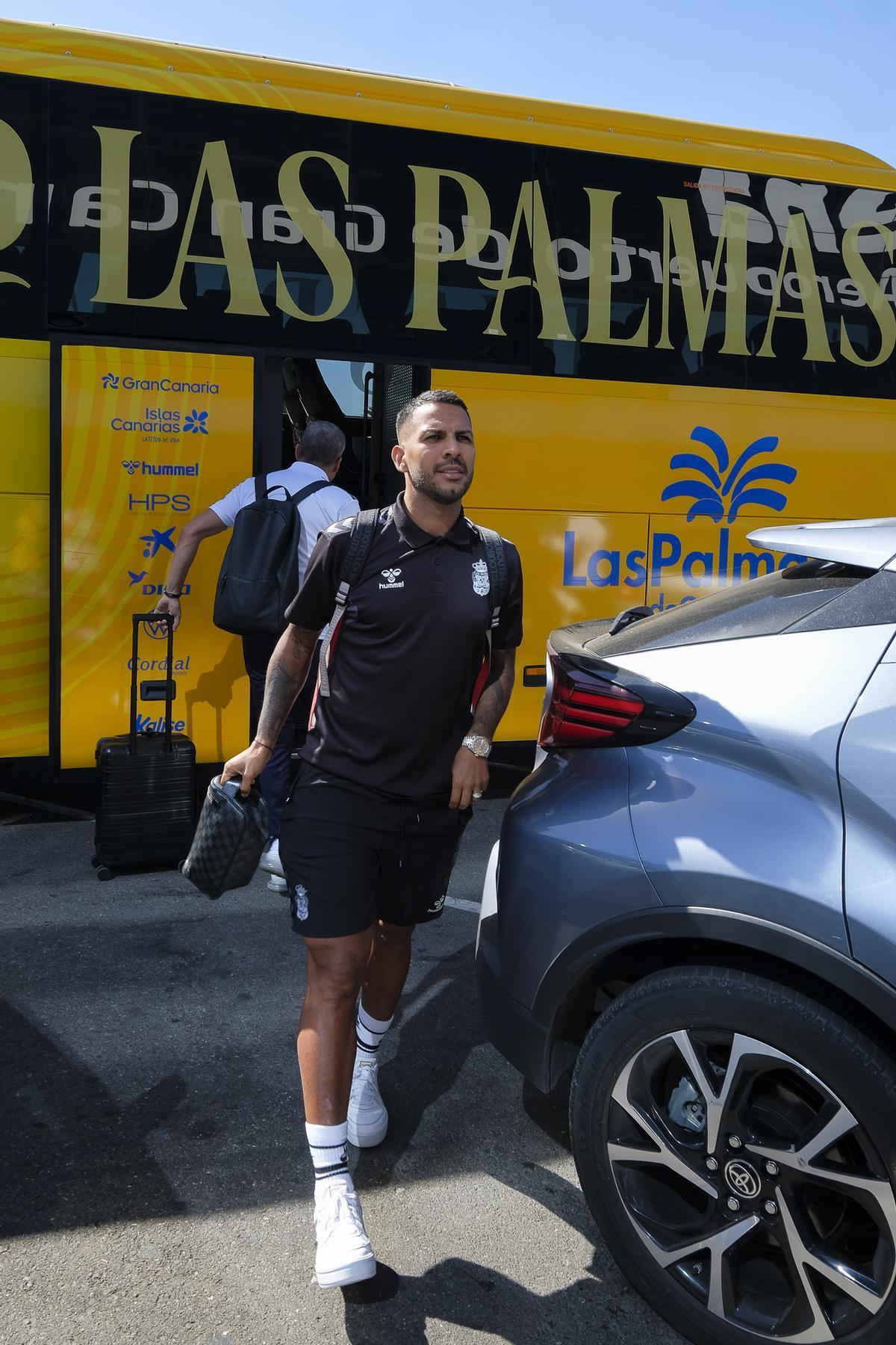 Viera, ayer, en el Aeropuerto de Gran Canaria.