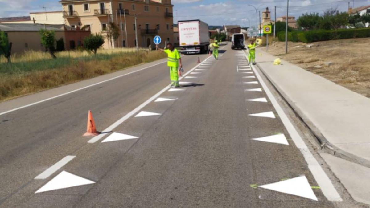 Los dientes de dragón son las nuevas marcas viales que el Ministerio de Transportes, Movilidad y Agenda Urbana ha anunciado y que se podrían poner en marcha en un futuro.