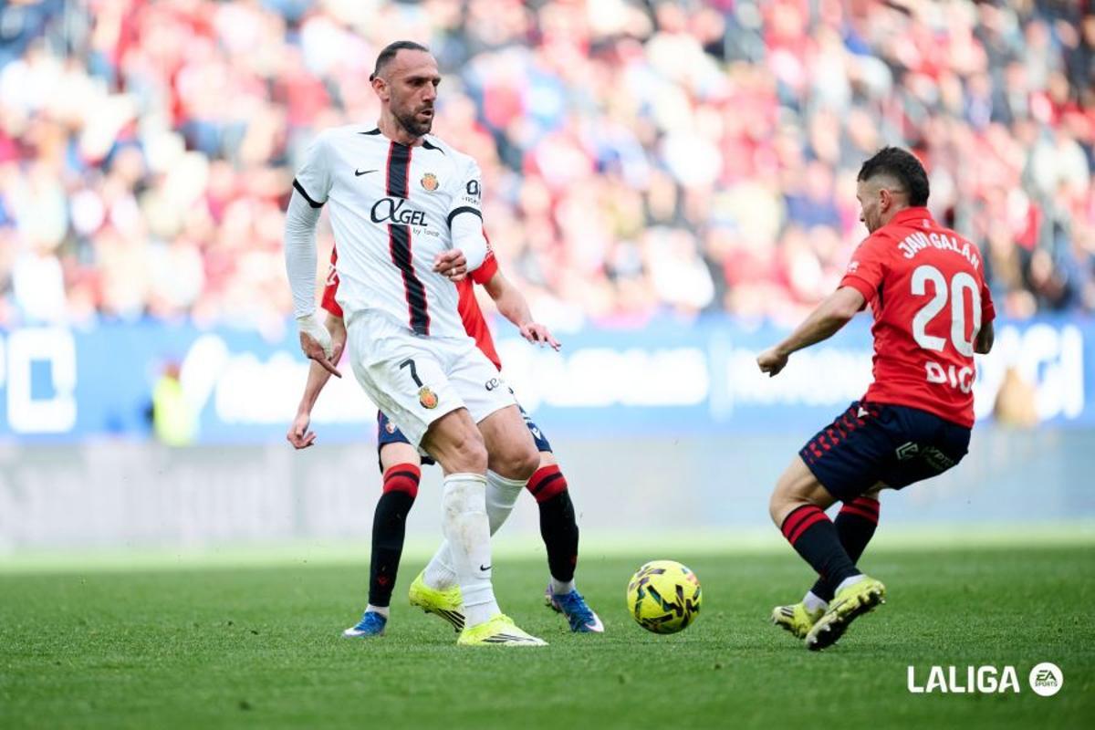 Muriqi controla el balón en el pasado partido ante Osasuna.