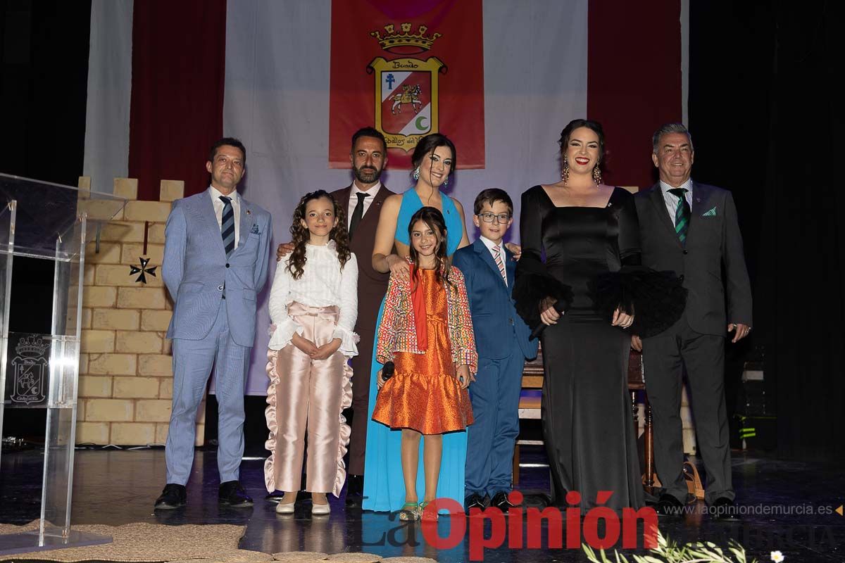 Presentación de las Amazonas del Bando de los Caballos del Vino de Caravaca