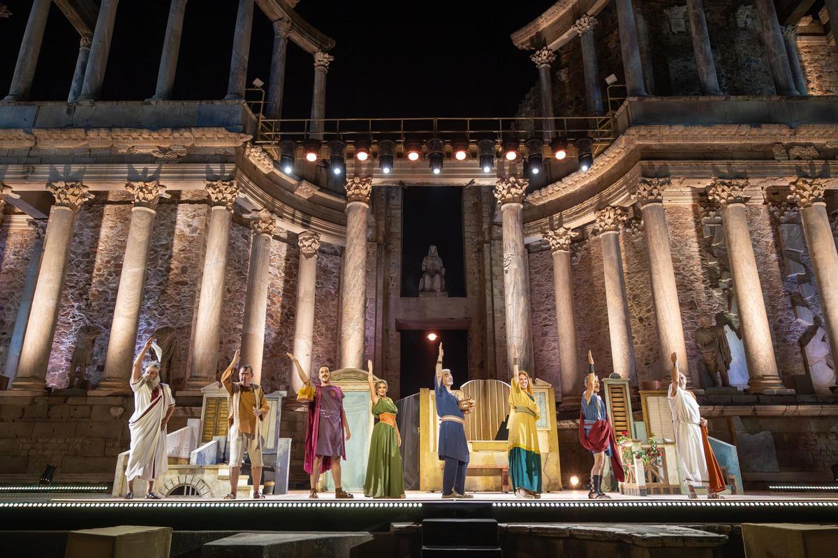FOTOGALERÍA | 'La comedia de la olla' en el Teatro Romano de Mérida