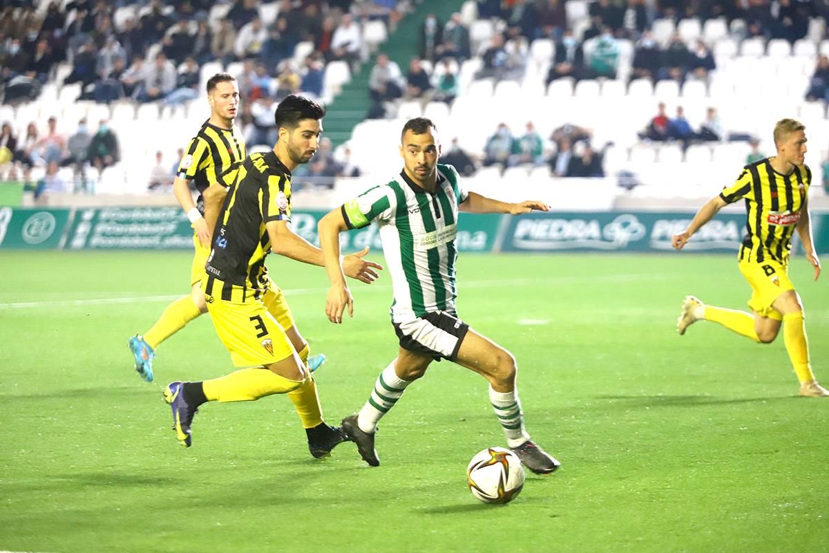 Las imágenes del Córdoba CF - San Roque