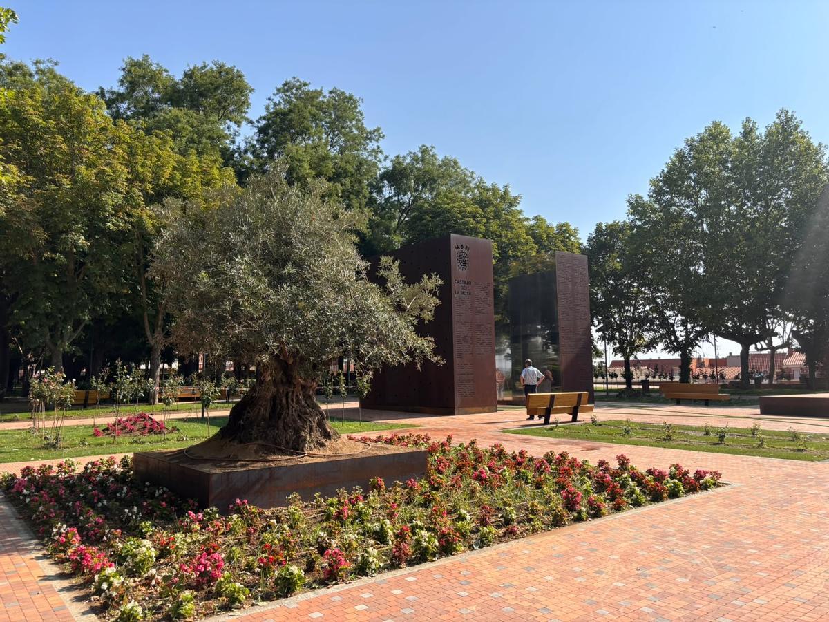 GALERÍA | Apertura del paseo de la Rosaleda en la Mota de Benavente