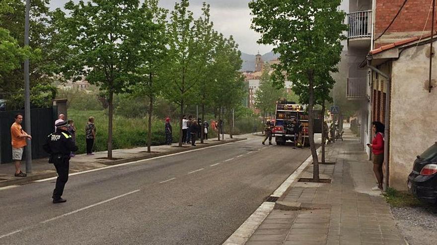 Foto de l&#039;incendi al carrer Folch i Torras.