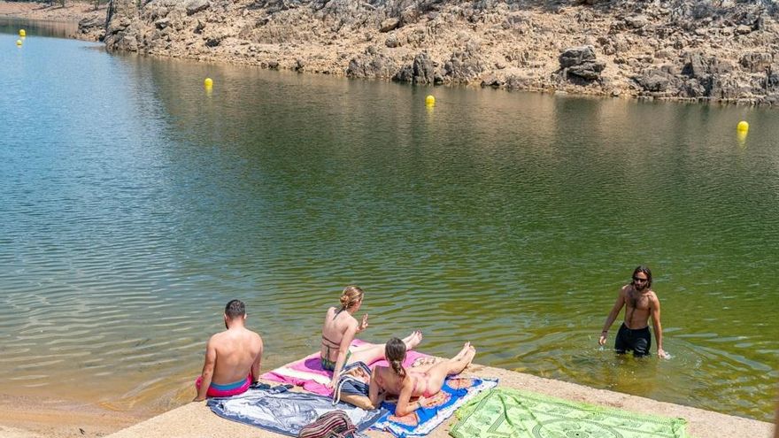 La Diputación de Badajoz impulsa el turismo acuático con 100.000 euros en ayudas