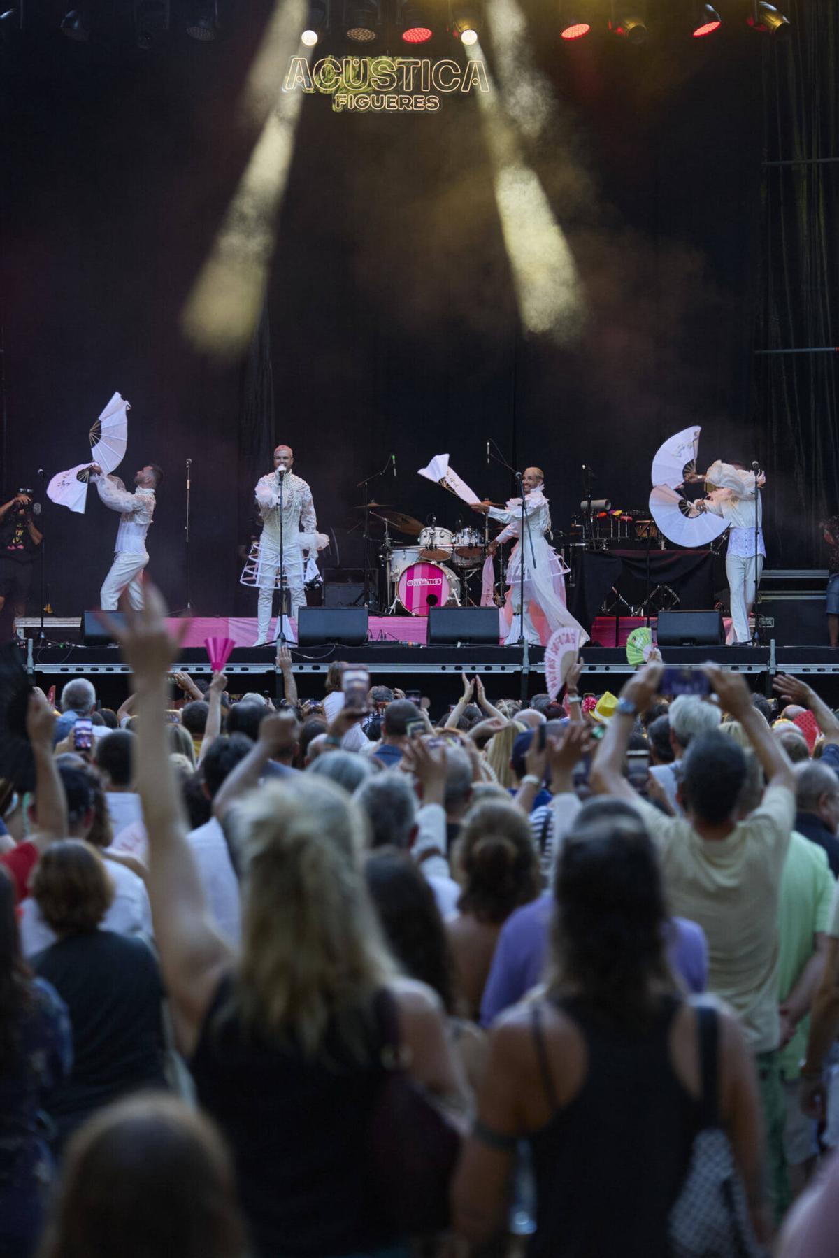 Les imatges del concert de Locomia al Festival Acústica