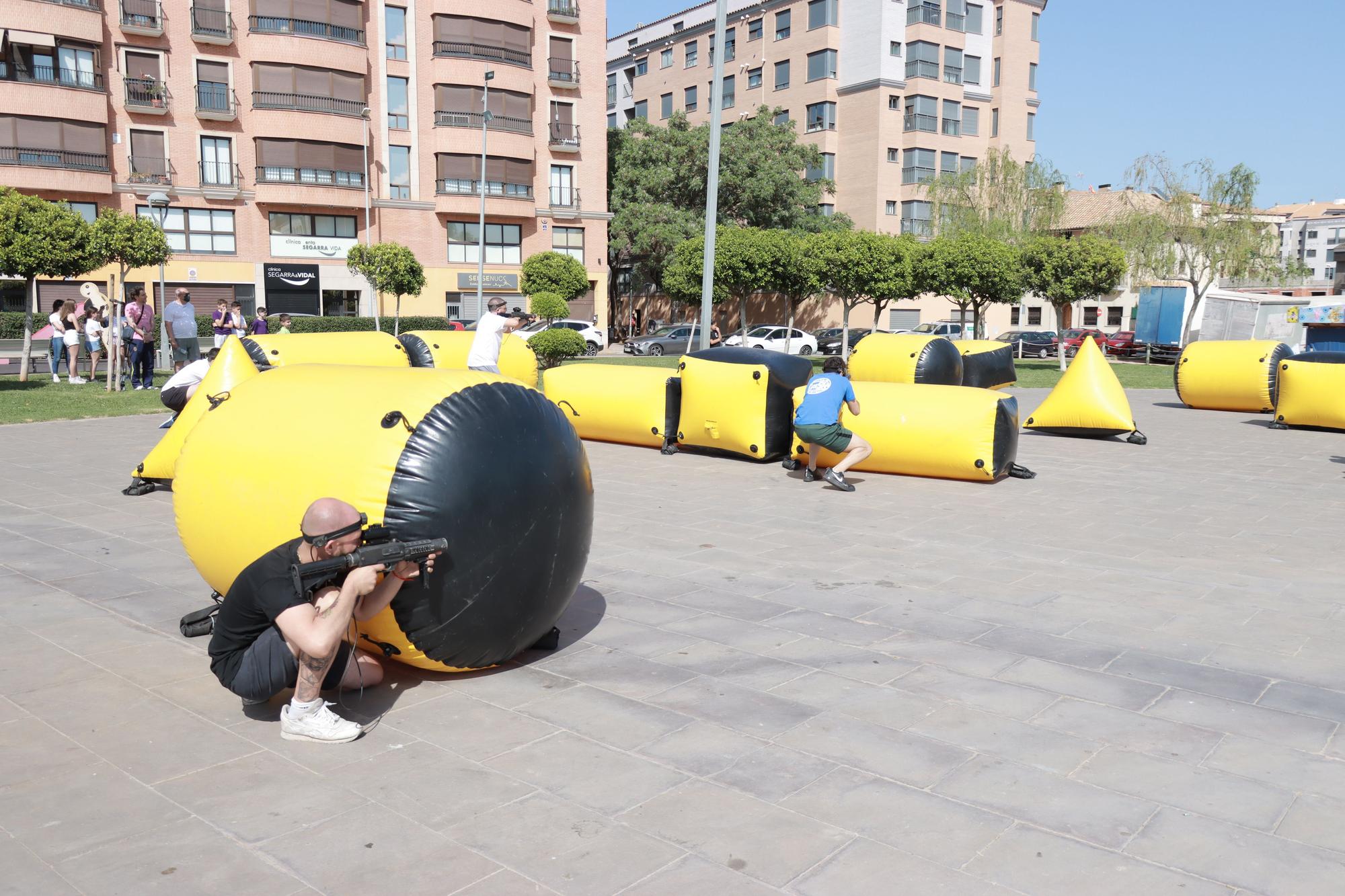 Las mejores fotos del 'laser combat' de las fiestas de Vila-real