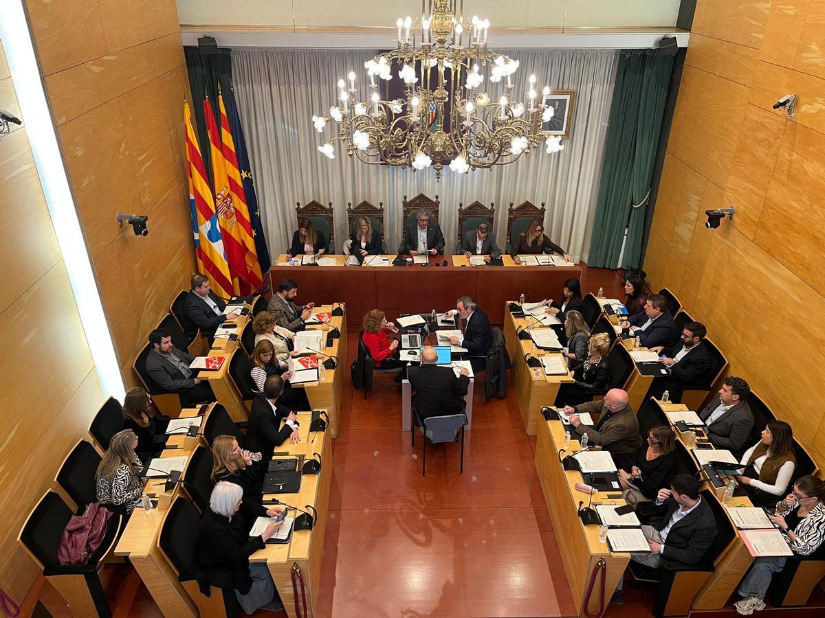 Sesión plenaria ordinaria del mes de abril de 2025 en el Ayuntamiento de Badalona