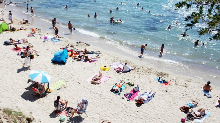 L&#039;home va perdre la vida a la platja dels Palangrers de Roses.