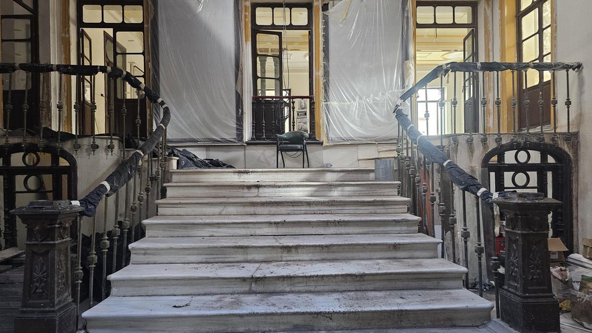 Estado actual del interior del Casino.