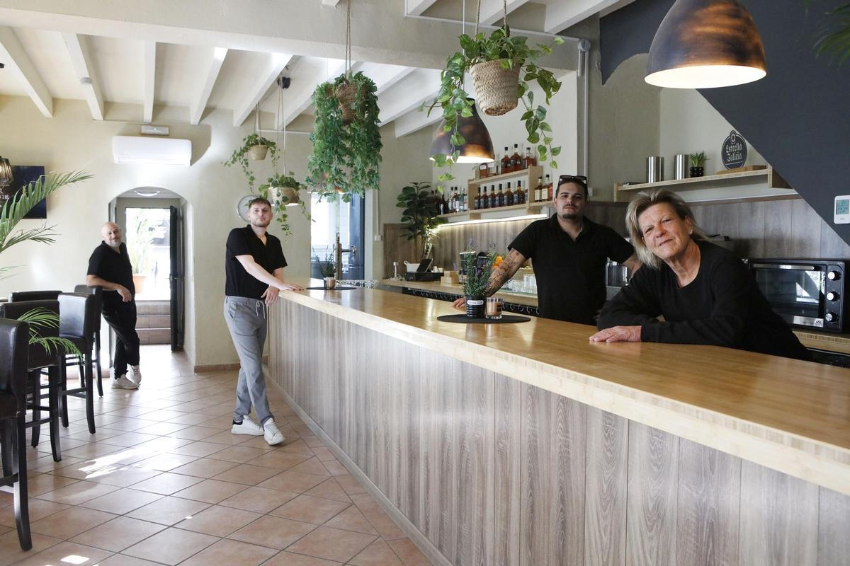 Die Bar wurde aufwendig renoviert.