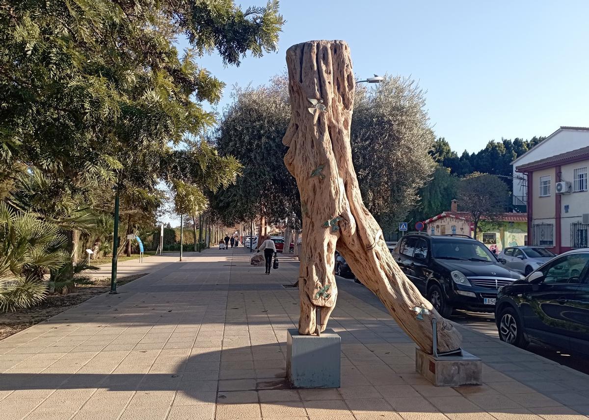 El ficus de la Alameda, convertido en pieza artística.