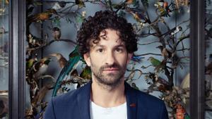 El escritor parisino Miguel Bonnefoy, autor de El sueño del jaguar.