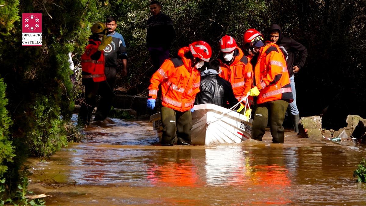Imagen de archivo de un rescate por inundaciones en Castellón.