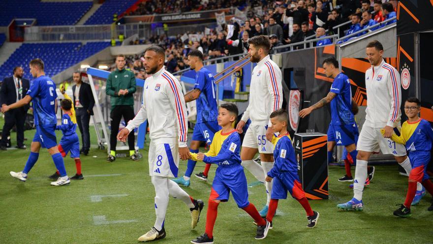 El Olympique de Lyon, sancionado provisionalmente con el descenso a la Ligue 2