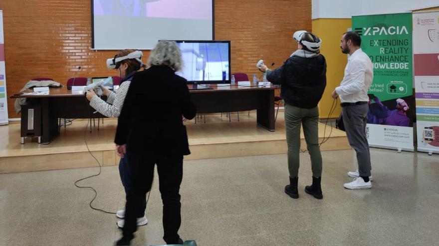 Un simulador de realitat virtual a classe